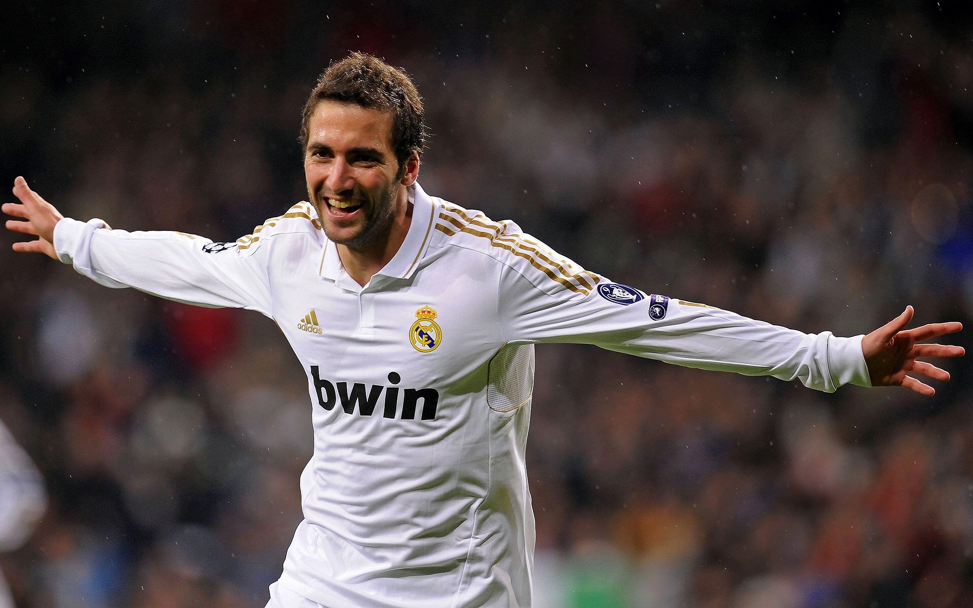 《2025年电竞市场日益成熟，全球营收持续上升》，2023年全球电竞人口将达20亿