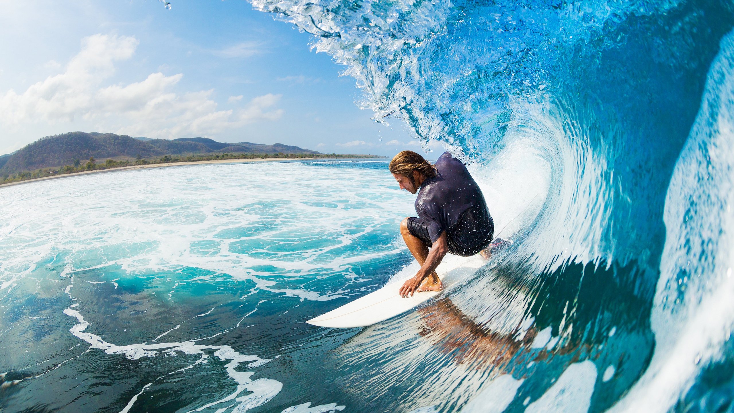 西班牙队神勇发挥，取得惊人胜利，西班牙队队员